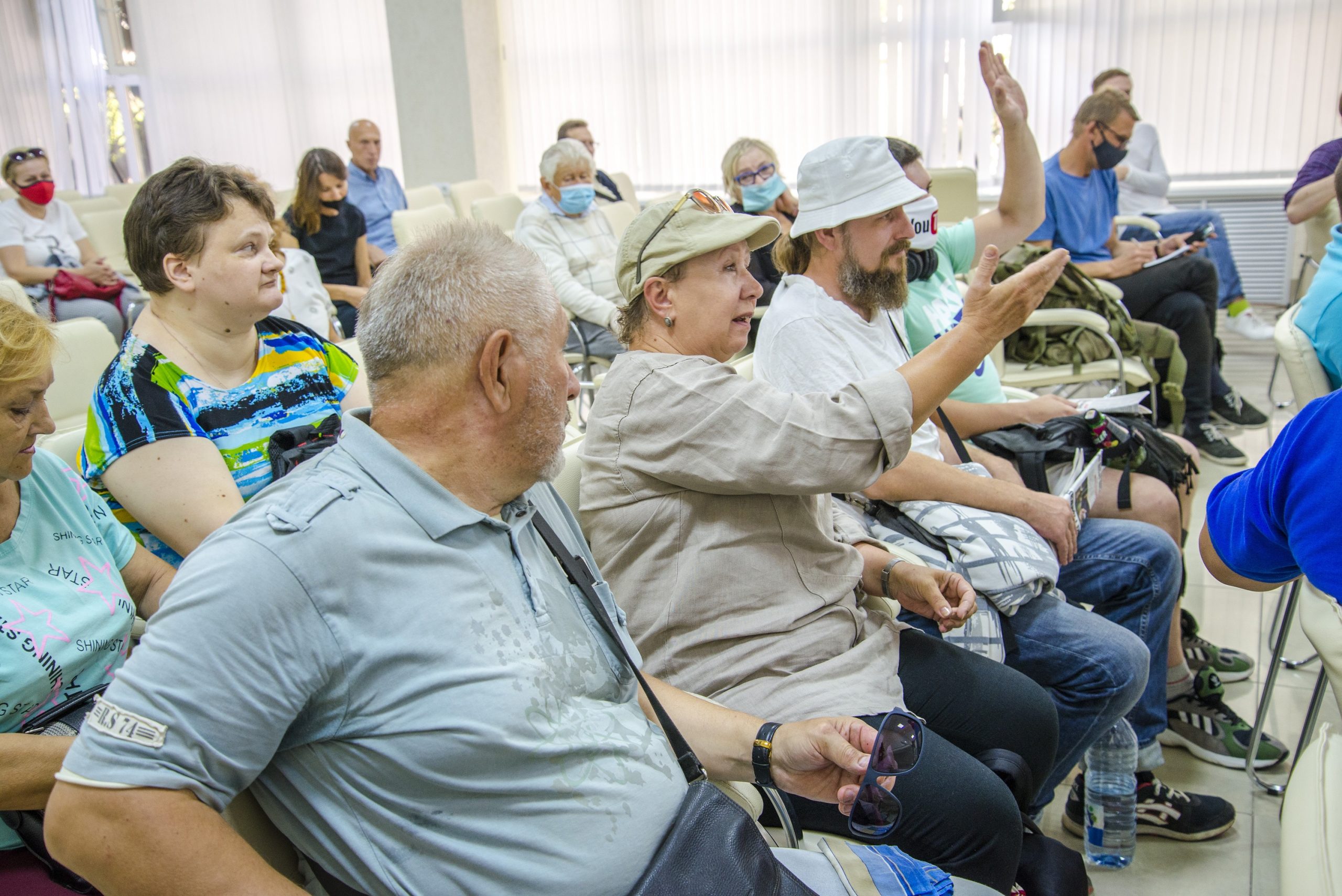 Кандидат Андрей Дмитриев встретился с избирателями в Витебске