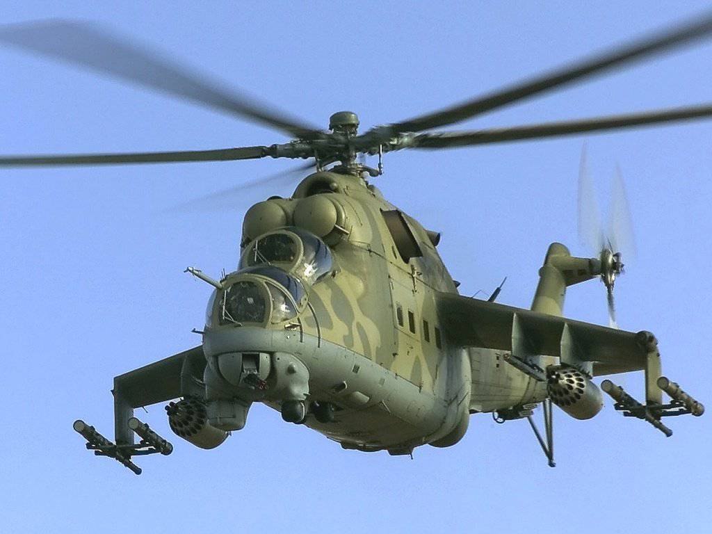 Минобороны Беларуси подняло в воздух группу ударных вертолетов МИ-24 для перехвата воздушных шаров