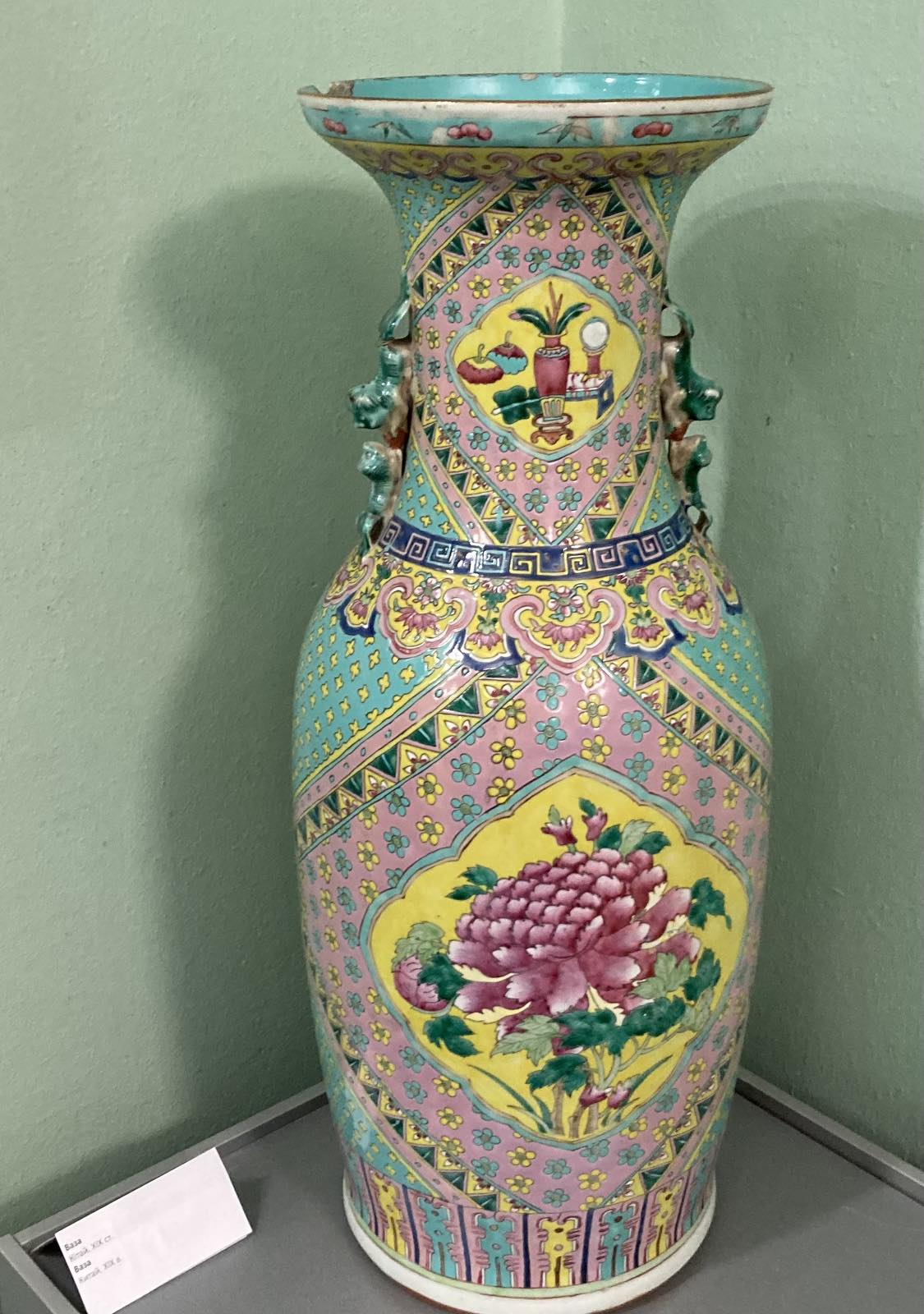 У якую міску пакласці «аліўе»?