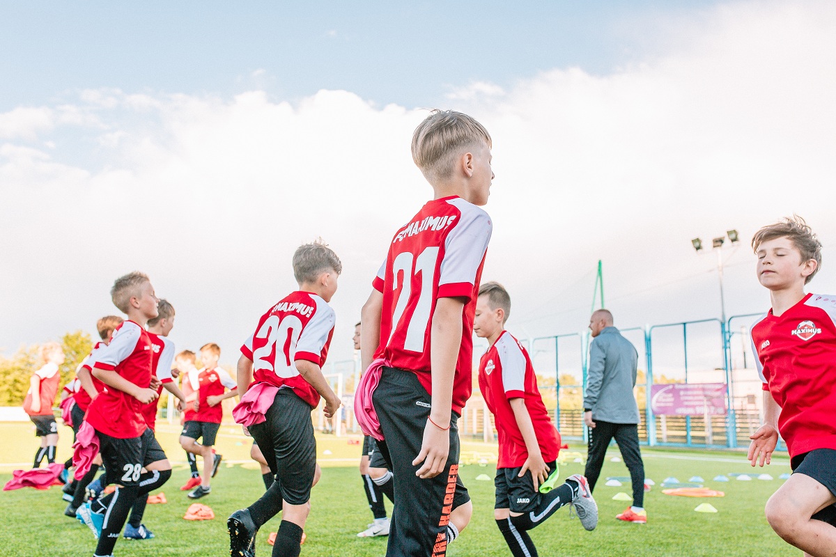 Футбольная школа для ребенка – стоит ли и как выбрать хорошую?