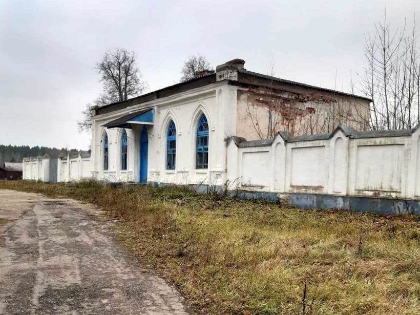 В Оршанском районе уникальный архитектурный объект XIX века продан за 15 долларов
