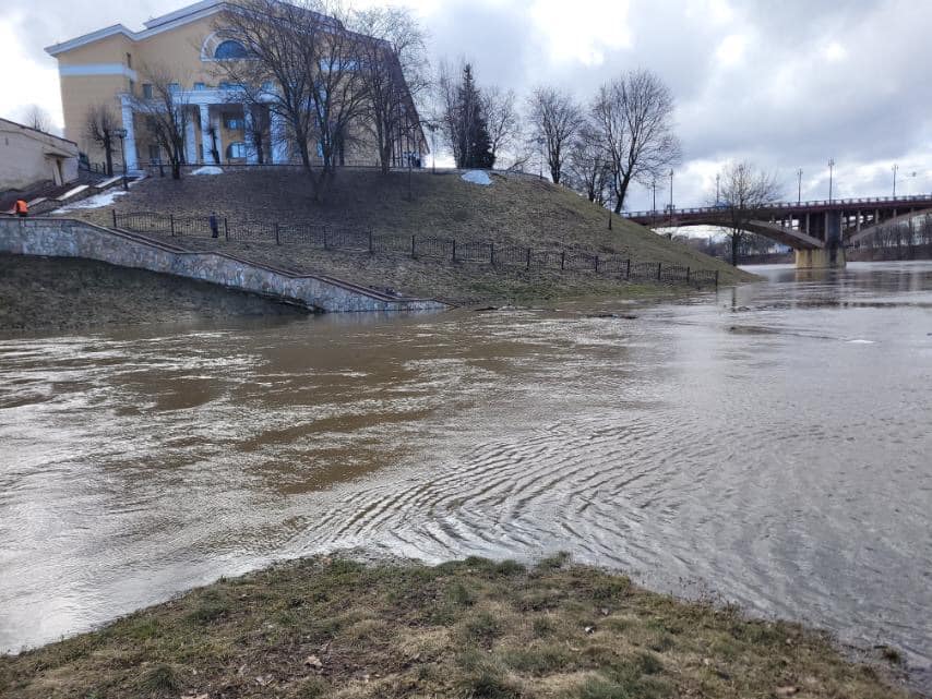 Уровень реки Западная Двина превысил девять метров